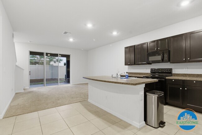 Building Photo - 3815 Rippaso Pl