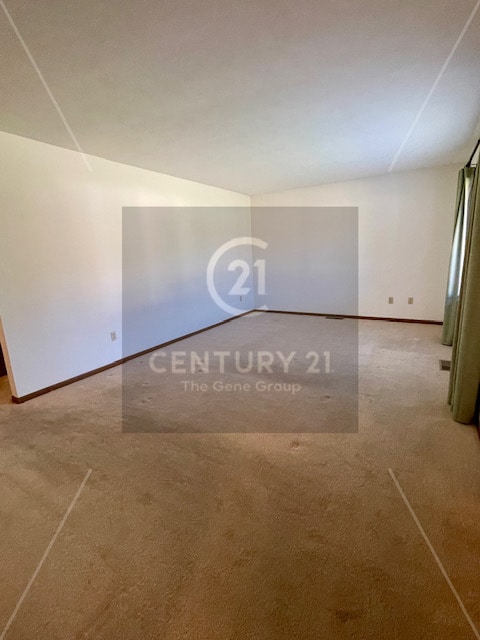 Building Photo - 323 Westview Dr