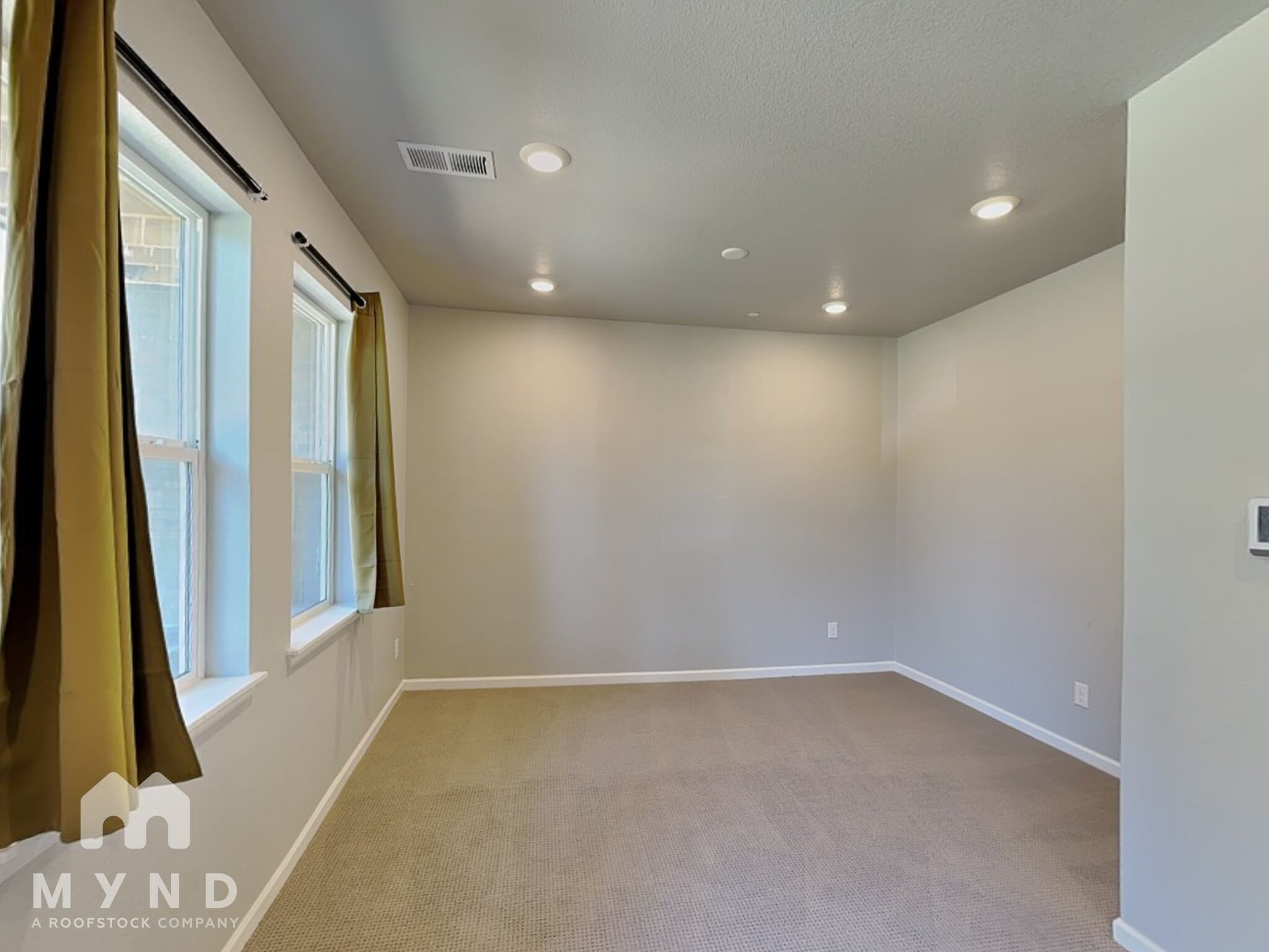 Building Photo - 7025 Cumbria Ct