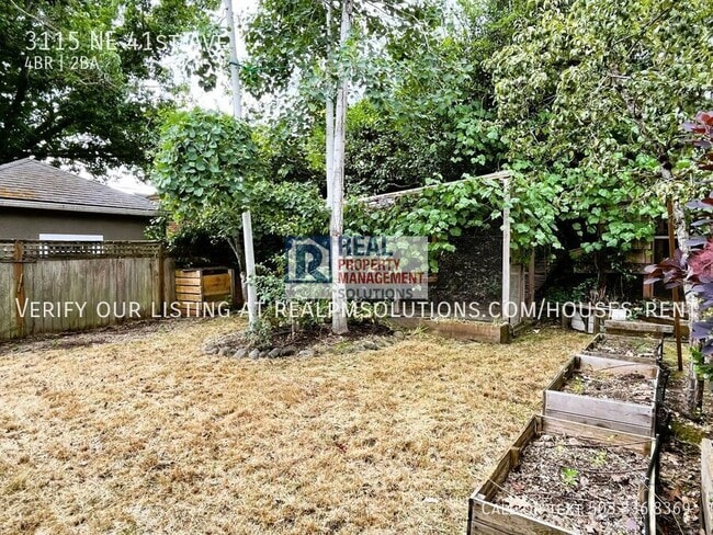 Building Photo - 3115 NE 41st Ave