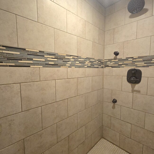 Building Photo - VIEWS!