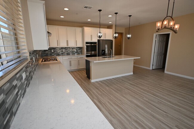 Building Photo - 340 Cadence Vista Dr