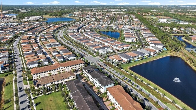 Building Photo - 12959 Alton Rd