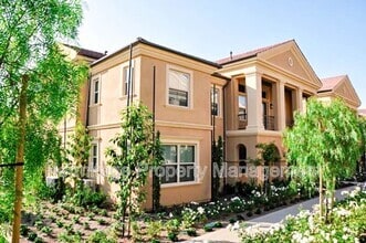 Building Photo - 120 Overbrook