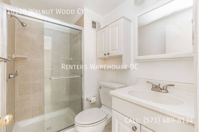 Building Photo - 10110 Walnut Wood Ct