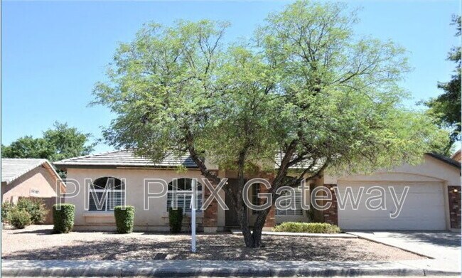 Building Photo - 2895 E Toledo Ct