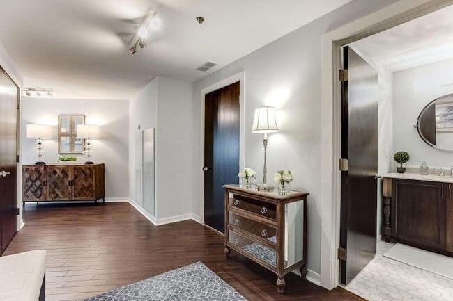 Building Photo - 1240 S 2nd St