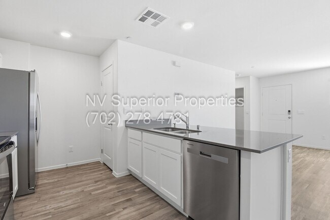 Building Photo - Aliante!! Never lived in!!! Gated!! Community Pool!!! Playground!! 2 Car Garage!! Tankless Hot wa...