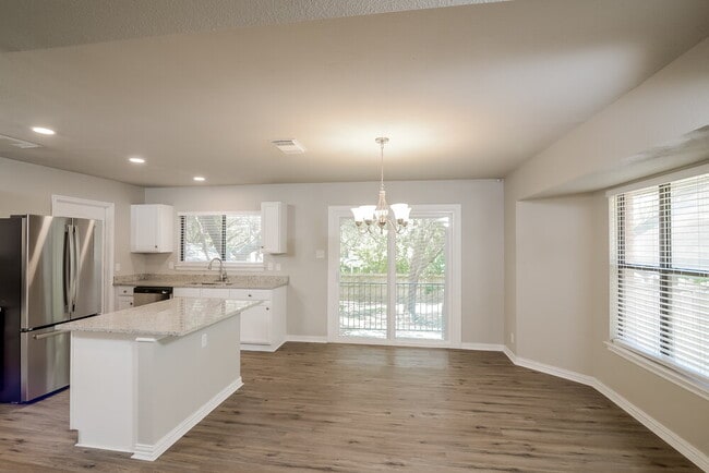 Building Photo - 9634 Turquoise Creek