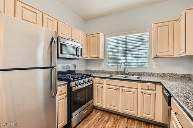 Building Photo - 5250 S Rainbow Blvd