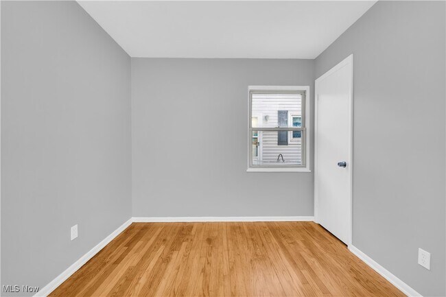 Building Photo - 13813 Leroy Ave