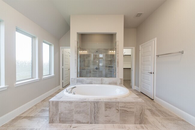 Building Photo - 4623 Primrose Valley Ln