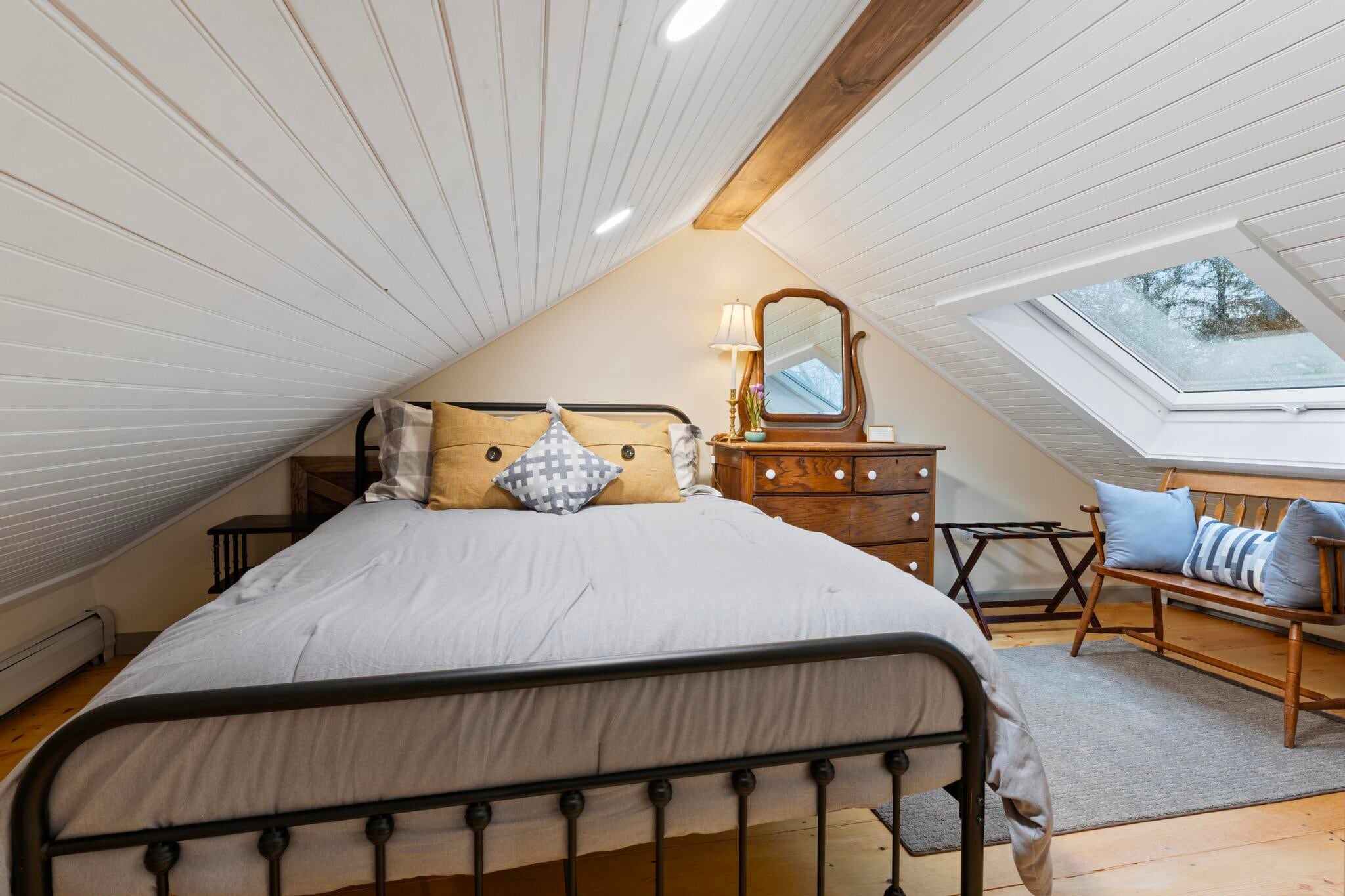 2nd floor Bedroom - Queen - 663 Depot St