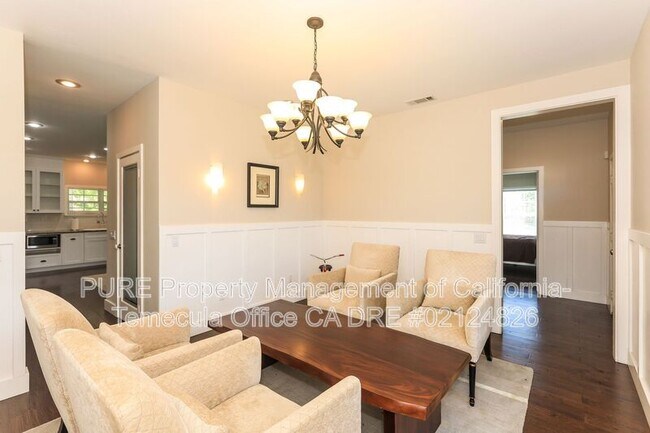 Building Photo - 36475 Avenida La Cresta