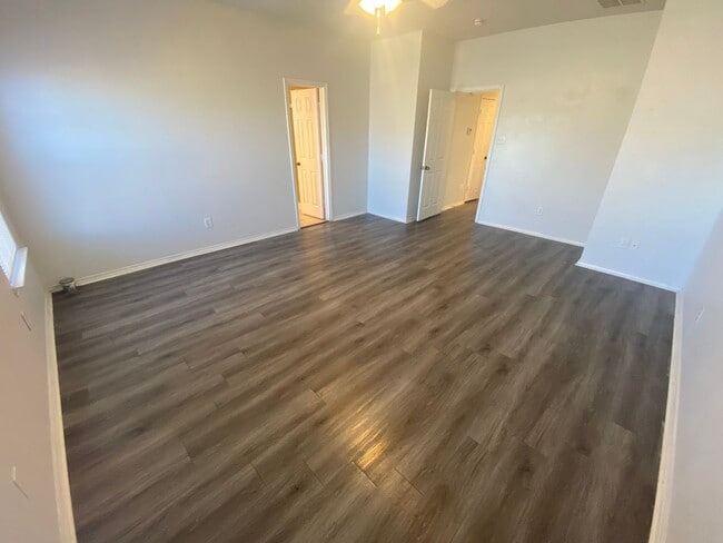 Building Photo - 6708 86th St