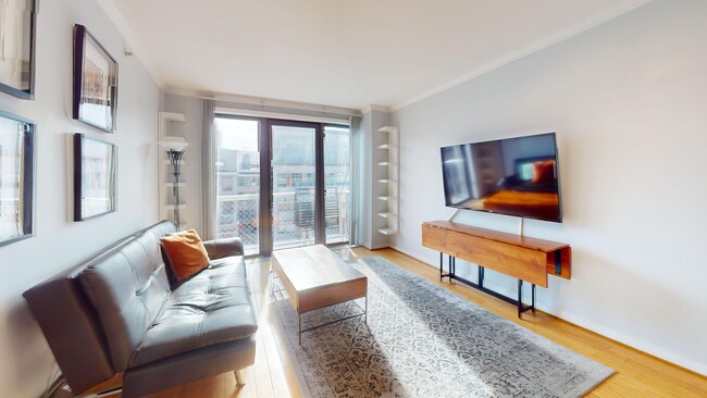 Building Photo - Penn Quarter Spacious One Bedroom W/Privat...