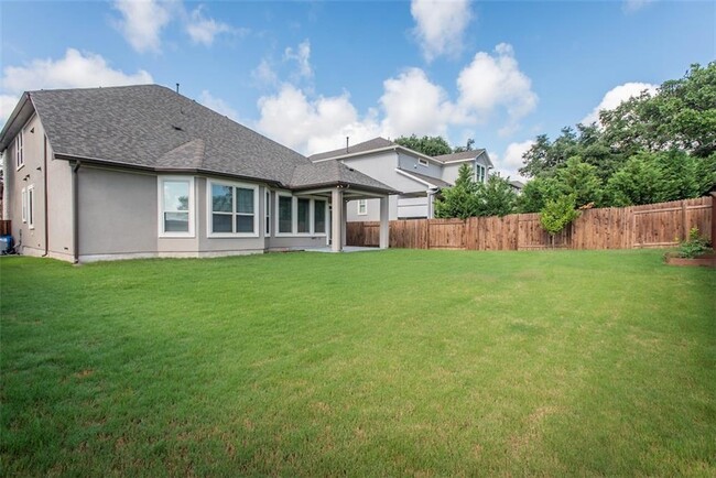 Building Photo - 15804 Cinca Terra Dr