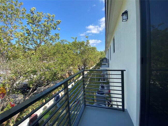 Building Photo - 2434 SW 145th Pl