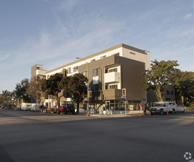 Building Photo - Ocean Breeze Apartments