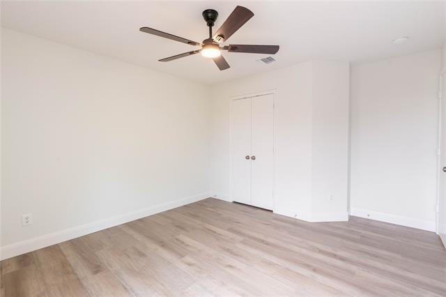 Building Photo - 2304 Glenhaven Dr