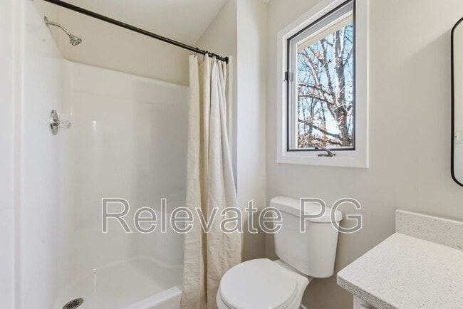 Building Photo - 12916 Copperas Ln