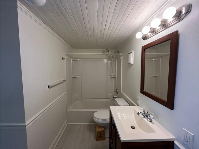 Building Photo - 1603 Tallulah St NW