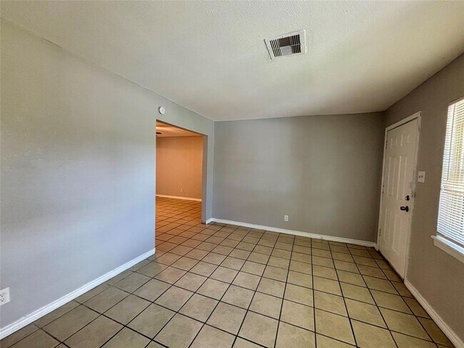 Building Photo - 11802 Sorsby Way