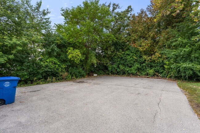 Building Photo - 1717 Walnut St