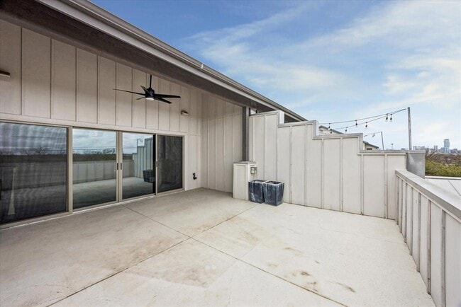 Building Photo - 2520 Bluebonnet Ln