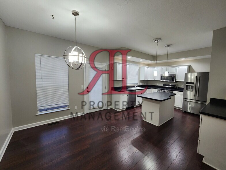 Building Photo - 6716 Bethany Dr