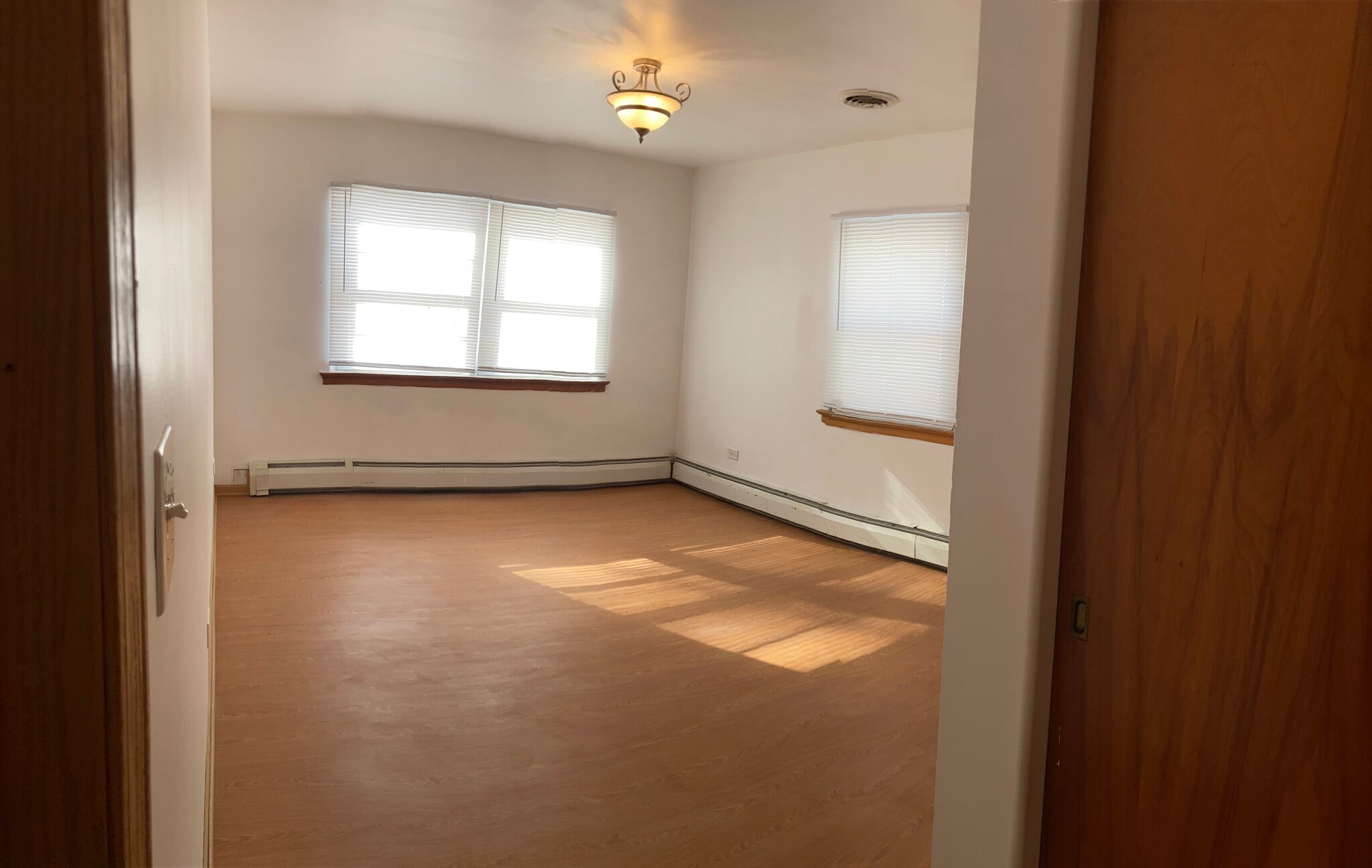 Building Photo - 638 Pearl St