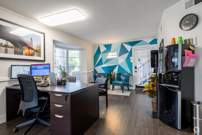 Leasing Office - Tanglewood North Apartments