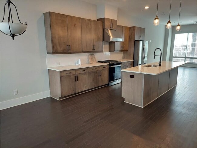 Building Photo - 314 Fair St SW