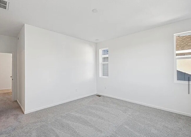 Building Photo - 1334 Penner Dr