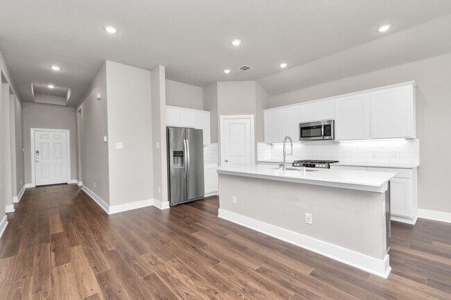 Building Photo - Welcome to the Sycamore – Style, Space & Simplicity All in One