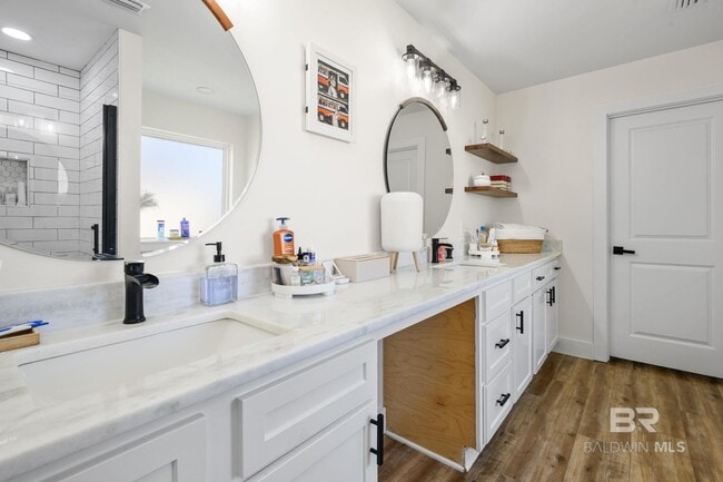 Building Photo - 350 Allison Ct