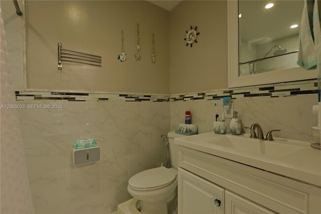 Building Photo - 4147 W 8th Ave