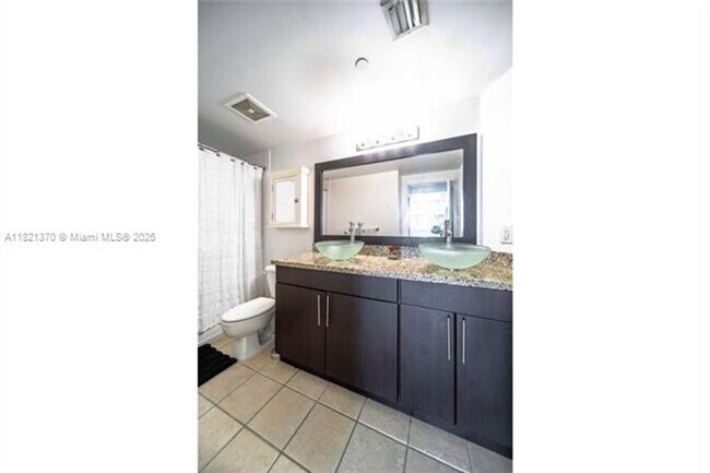 Building Photo - 1250 S Miami Ave