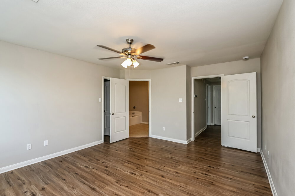 Building Photo - 8916 Highland Orchard Dr