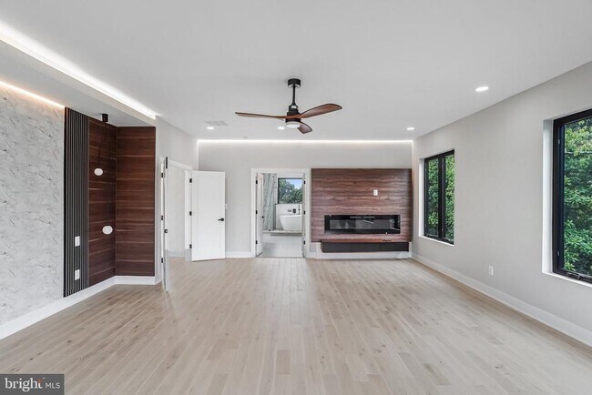 Building Photo - 3500 7th St N