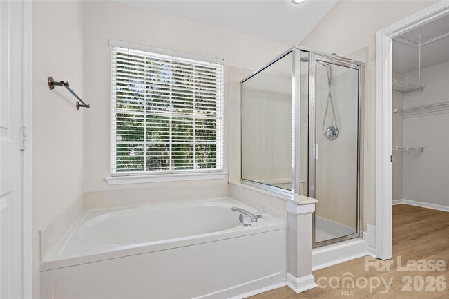 Building Photo - 10332 Bolton Ct