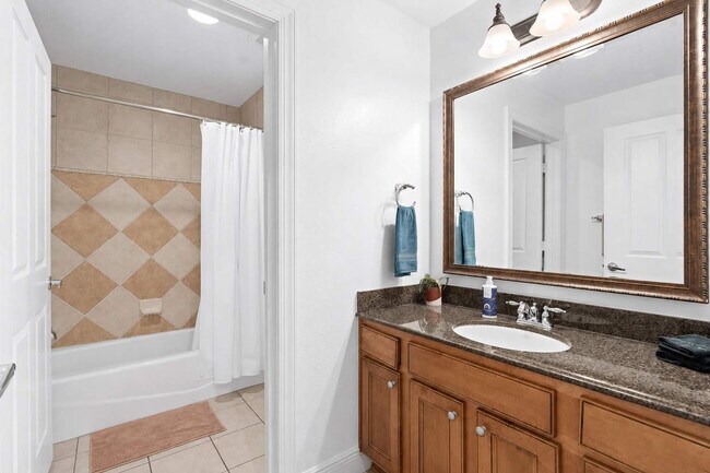 Building Photo - 7635 Heritage Crossing Way