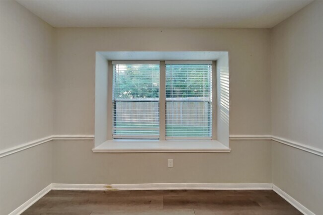 Building Photo - 22303 Mosswillow Ln