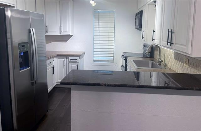 Building Photo - 1805 Bristol Cove