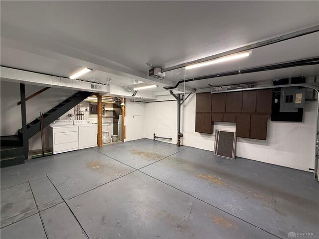 Building Photo - 2162 Willowgrove Ave