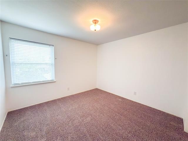 Building Photo - 8636 Strathmore Dr