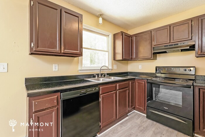 Building Photo - 4659 Ogburn Ave