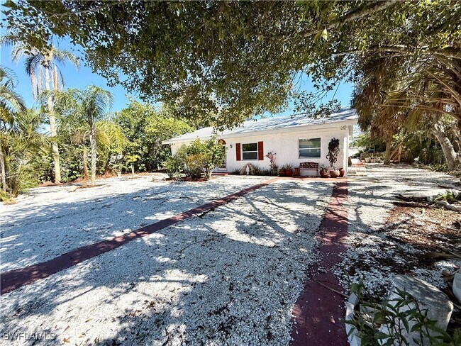 Building Photo - 3781 Quails Walk
