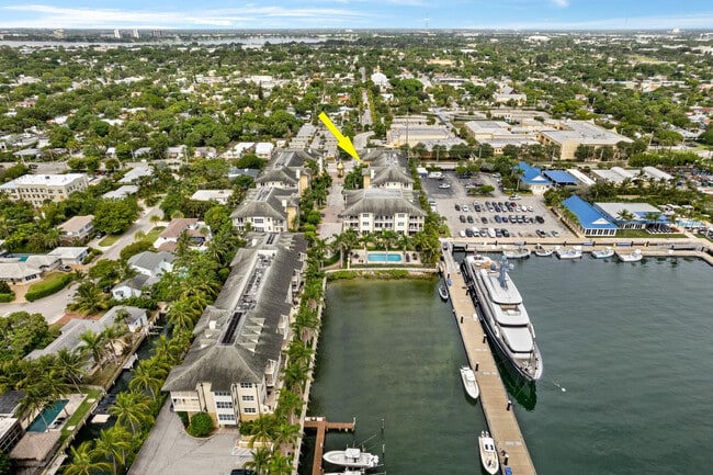 Building Photo - 3960 N Flagler Dr