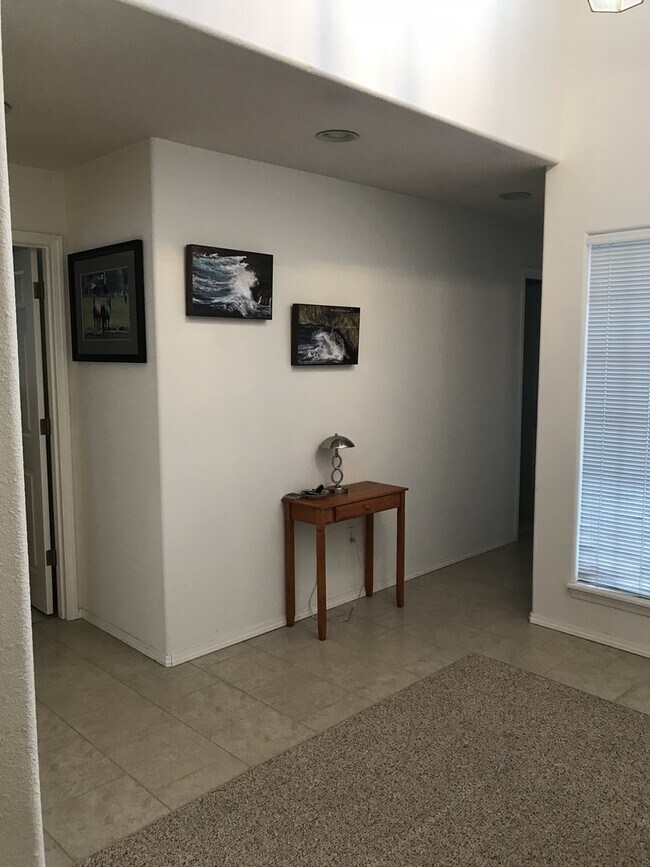 Building Photo - 8419/8421 NE 56th Street